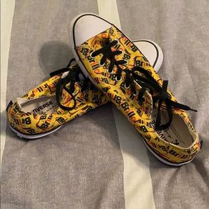Patterned print converse